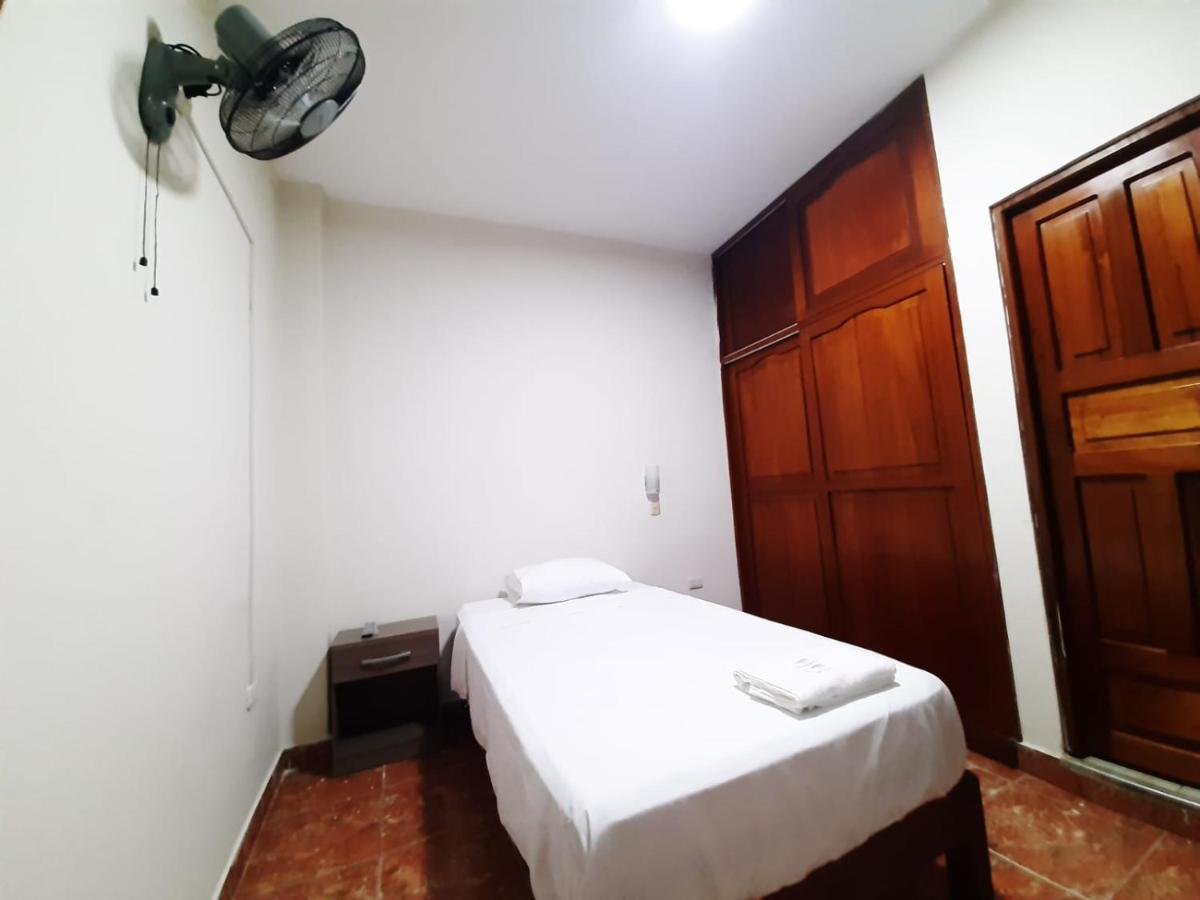 Guest House Tumbes Zewnętrze zdjęcie