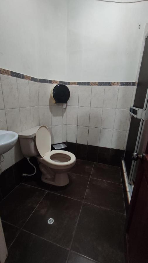 Guest House Tumbes Zewnętrze zdjęcie
